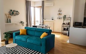 - Arena - Panoramic View - Central Apartment